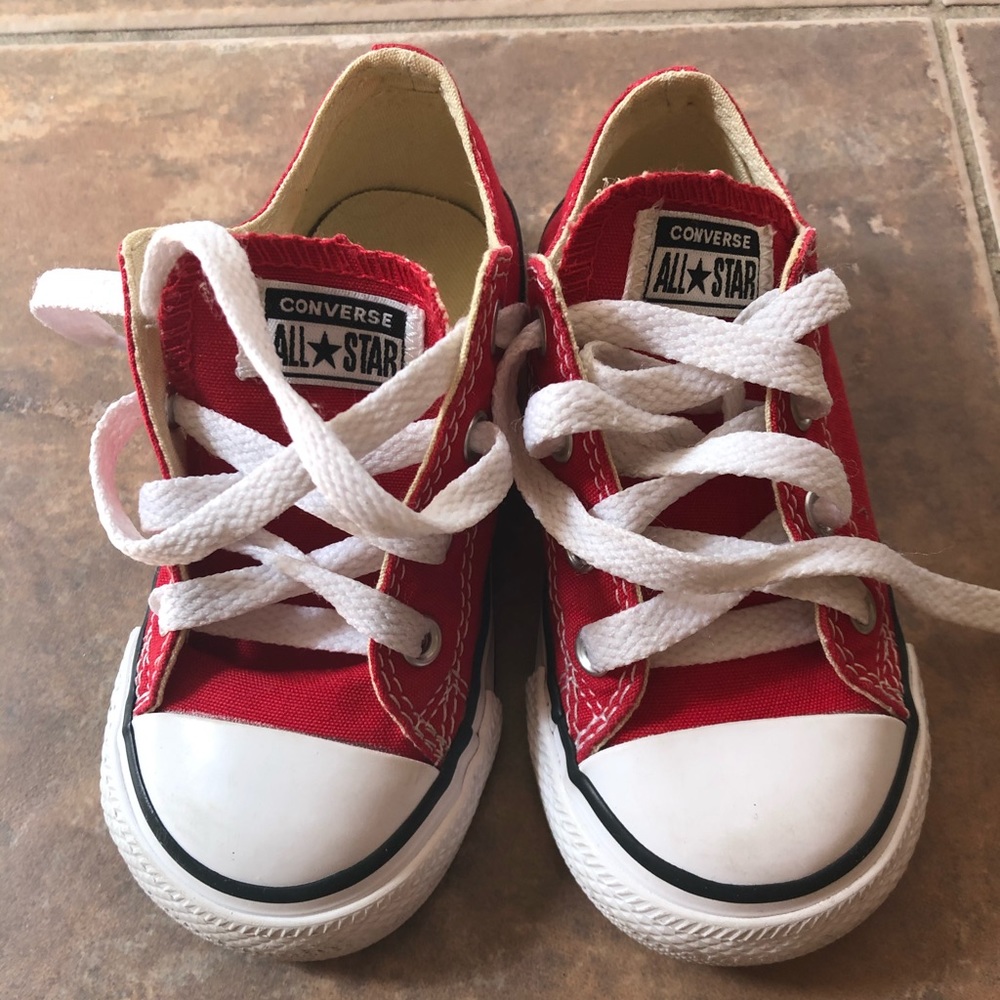 Converse sneakers for toddlers, only used twice.